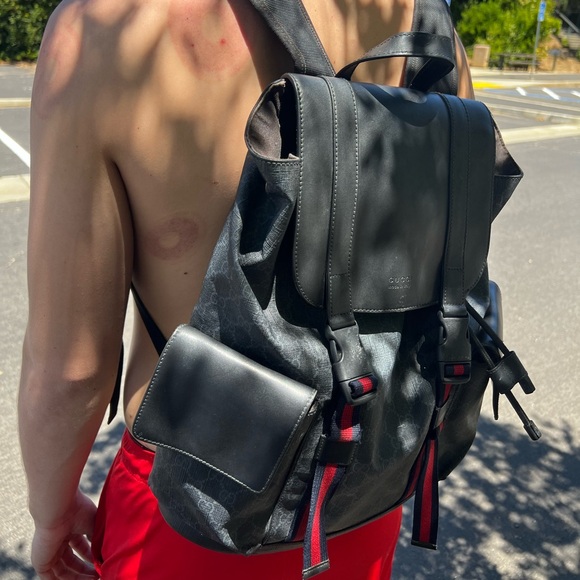 GUCCI GG LEATHER MEN BACKPACK BAG CARRYON MONOGRAM SIGNATURE MOTIF SUPREME STRAP - Picture 3 of 16
